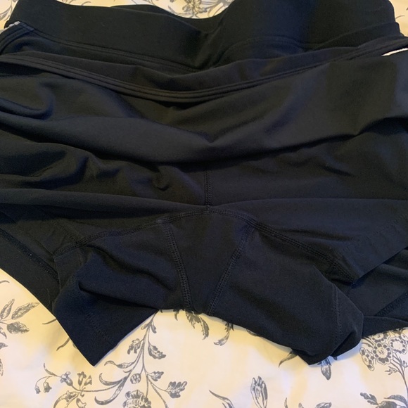 Nike Tennis “Skort” - Picture 2 of 5